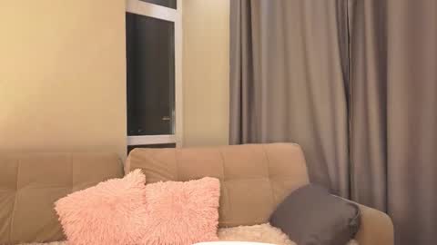 Snapshot of twinklefluff chatting on November 8, 2025, 3:34 pm twinklefluff online show from November 8, 2025, 3:34 pm