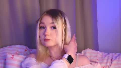 twinklefluff online show from February 12, 2026, 4:24 pm