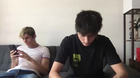 Derrick online show from January 7, 2026, 6:21 pm