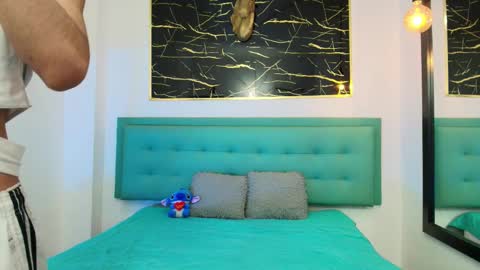 twinslovers_ online show from October 11, 2025, 5:17 am