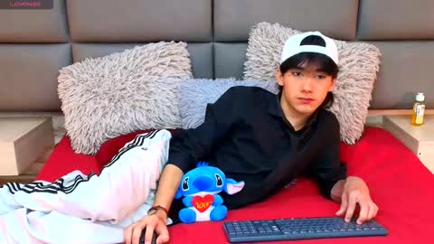 twinslovers_ online show from October 24, 2025, 12:52 am