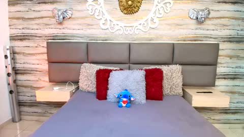 twinslovers_ online show from October 26, 2025, 10:15 pm