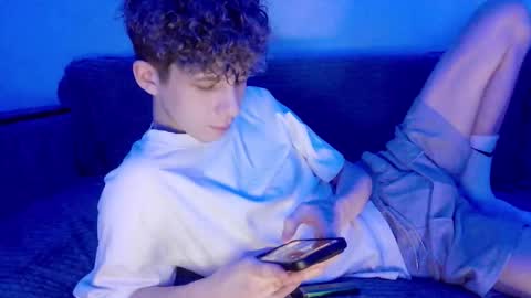 TwiShadow online show from March 13, 2026, 12:34 pm