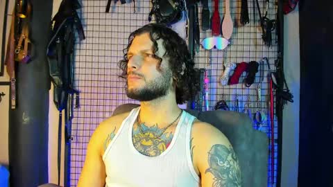 Snapshot of twisted_fantasy_ chatting on March 12, 2025, 4:41 am Clio Tadeo online show from March 12, 2025, 4:41 am