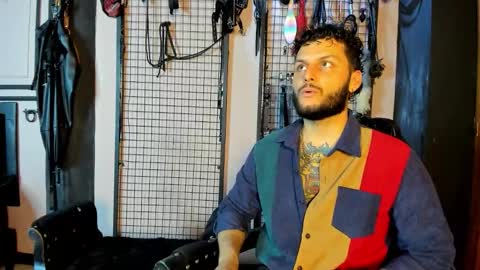 Clio  Tadeo online show from January 11, 2026, 10:48 pm