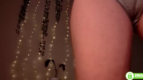 Stranger online show from November 7, 2025, 8:42 pm