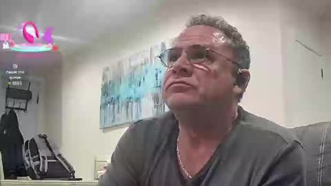 Twopeopleinlove online show from March 22, 2026, 9:40 pm