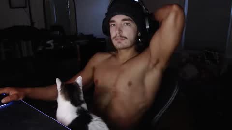 twotwntytwo online show from April 13, 2026, 10:10 am