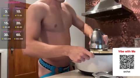 Snapshot of twunk94 chatting on November 30, 2025, 4:22 pm twunk94 online show from November 30, 2025, 4:22 pm