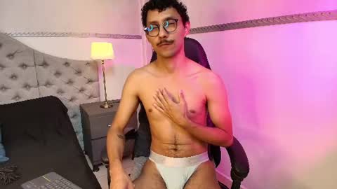 TwunkMiguel online show from July 16, 2026, 2:17 am