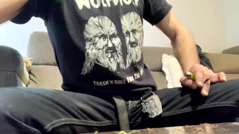 txatehard online show from February 23, 2025, 1:21 pm