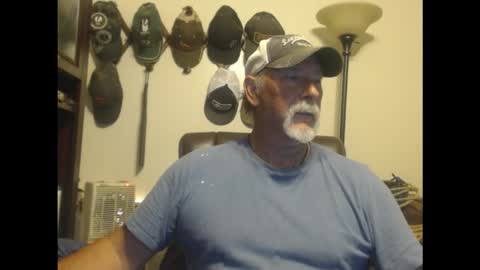 txlobo60 online show from March 23, 2026, 8:35 pm