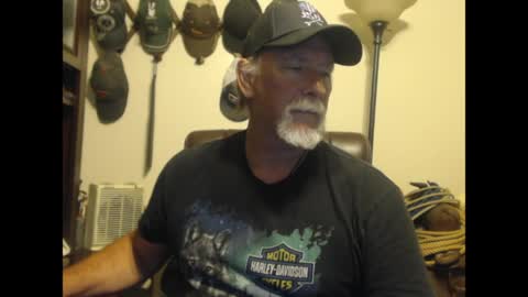 txlobo60 online show from April 13, 2026, 9:31 pm