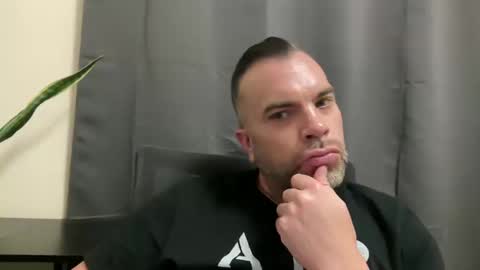 Snapshot of ty_lerdavid chatting on October 11, 2025, 11:14 pm TylerDavid online show from October 11, 2025, 11:14 pm