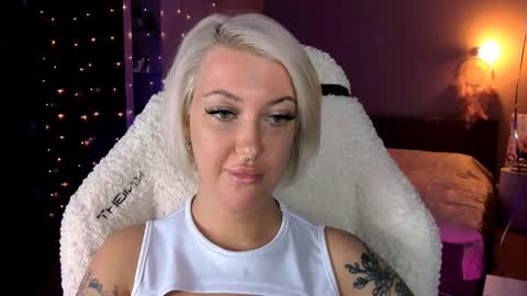 Miley online show from December 11, 2024, 2:44 pm