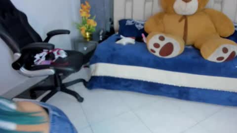  TYLA  online show from February 11, 2025, 2:57 am