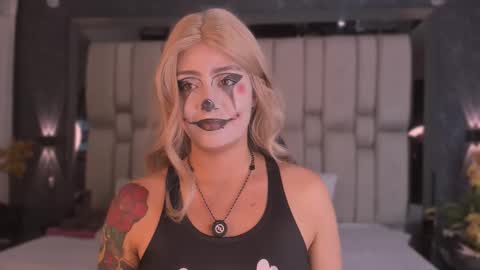  TYLA  online show from October 22, 2025, 3:40 am