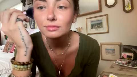 Snapshot of tylababyy chatting on April 13, 2026, 6:13 pm tylababyy online show from April 13, 2026, 6:13 pm