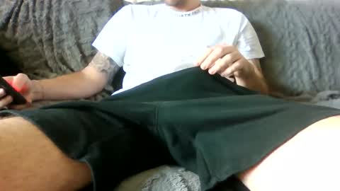 tyler1503857431 online show from April 19, 2026, 12:15 pm