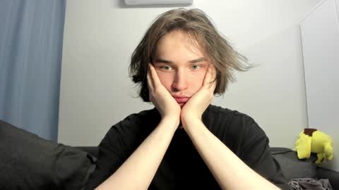 Snapshot of tyler__johnson chatting on February 4, 2025, 1:23 am Tyler johnson online show from February 4, 2025, 1:23 am