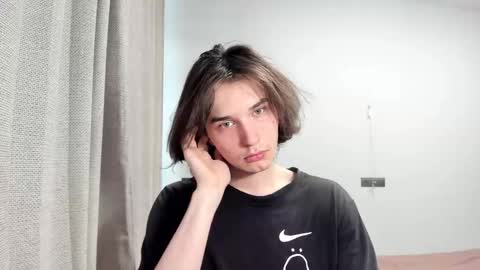 Snapshot of tyler__johnson chatting on February 19, 2025, 12:22 pm Tyler johnson online show from February 19, 2025, 12:22 pm