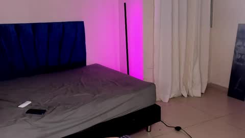 tyler_bell_ online show from April 11, 2026, 7:45 am