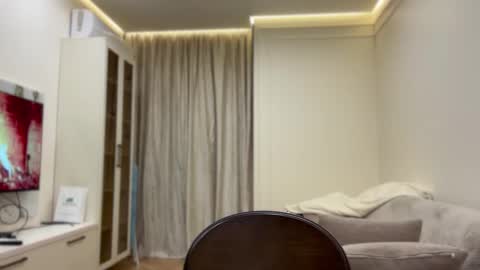 tyler_garrner online show from November 7, 2025, 4:51 pm