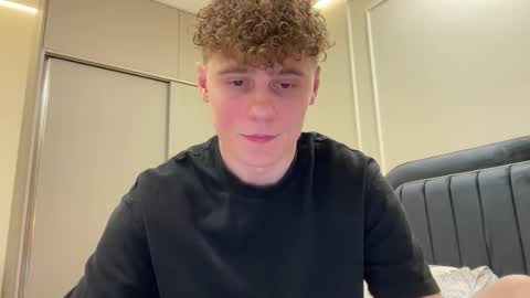 tyler_garrner online show from February 20, 2026, 4:07 pm