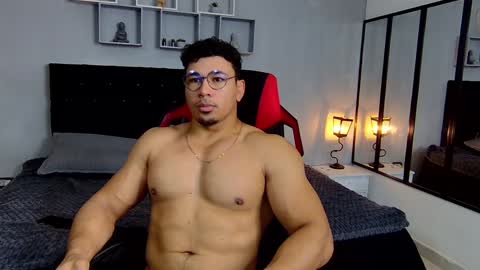 Snapshot of tyler_hank1 chatting on December 10, 2024, 10:28 am tyler_hank1 online show from December 10, 2024, 10:28 am