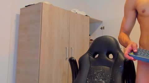     online show from December 8, 2024, 5:07 am