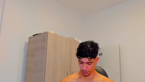     online show from December 8, 2024, 11:35 am