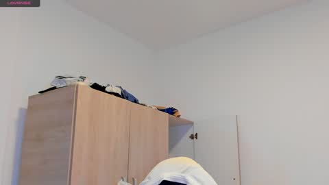     online show from January 5, 2025, 11:15 am