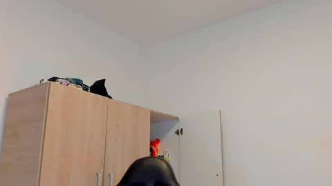     online show from March 3, 2025, 5:20 am