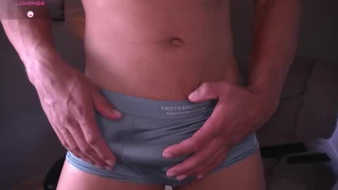 Snapshot of tyler_muscle chatting on October 29, 2025, 3:47 pm David online show from October 29, 2025, 3:47 pm