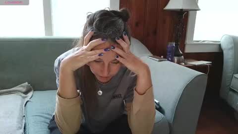 Snapshot of tylersands chatting on November 13, 2025, 1:21 pm Tyler Sands online show from November 13, 2025, 1:21 pm