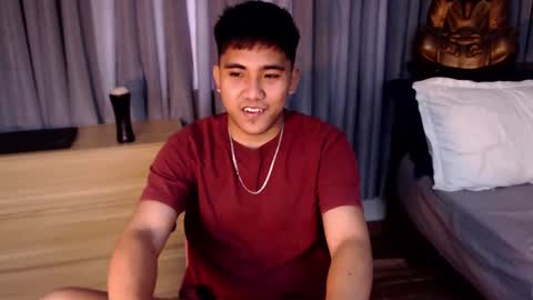 Snapshot of tylerwatson22 chatting on January 21, 2025, 4:10 am tyler online show from January 21, 2025, 4:10 am