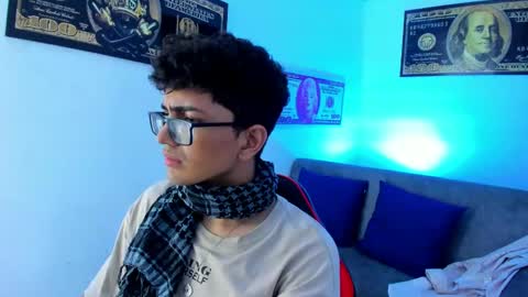Snapshot of tylerwhiite_ chatting on December 28, 2024, 8:48 am online show from December 28, 2024, 8:48 am