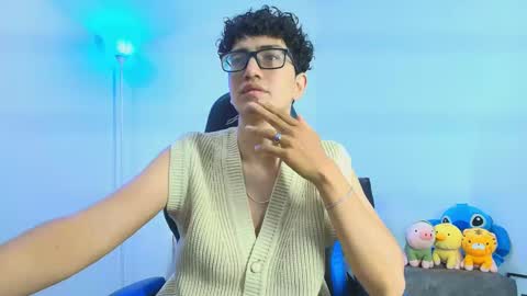   online show from October 31, 2025, 5:30 am