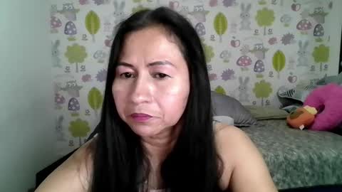 Snapshot of tyna_b chatting on April 29, 2026, 4:11 pm Tyna online show from April 29, 2026, 4:11 pm