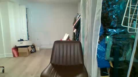 Snapshot of typespirit chatting on January 11, 2026, 4:45 pm typespirit online show from January 11, 2026, 4:45 pm