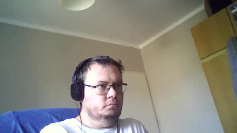 tyradi1991 online show from August 9, 2026, 9:03 am