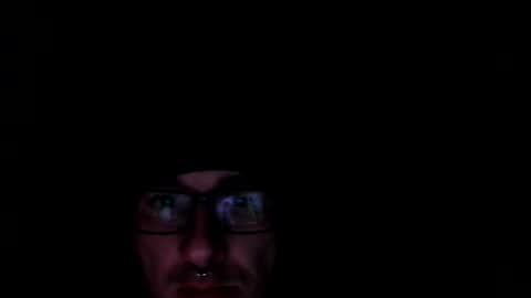 ucloudd online show from April 8, 2026, 10:32 pm