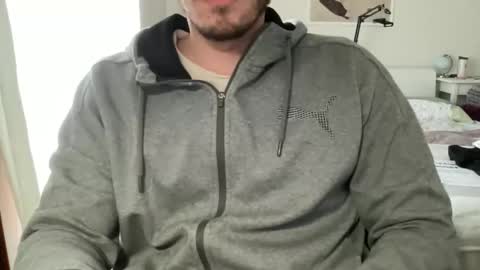 Snapshot of uddupugg chatting on February 24, 2026, 11:19 am uddupugg online show from February 24, 2026, 11:19 am