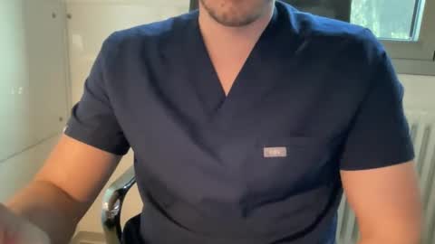 Snapshot of uddupugg chatting on March 3, 2026, 3:51 pm uddupugg online show from March 3, 2026, 3:51 pm