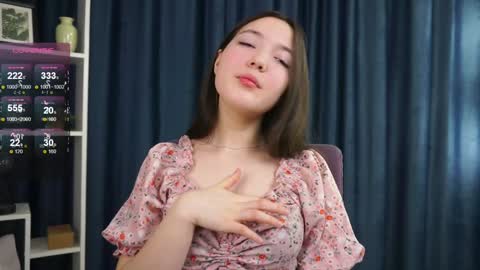 Lili online show from January 30, 2025, 5:52 am
