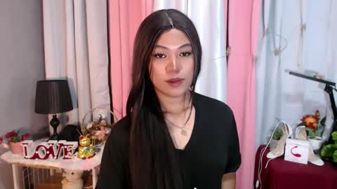 Snapshot of ugly_asianlover chatting on December 19, 2024, 4:02 am rechelle online show from December 19, 2024, 4:02 am