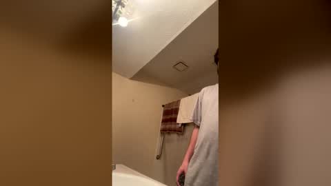 Snapshot of uglyyboyy999 chatting on March 2, 2026, 6:14 am uglyyboyy999 online show from March 2, 2026, 6:14 am