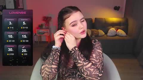 Alice online show from February 21, 2025, 1:33 pm