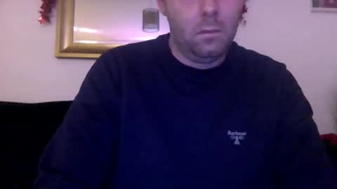 ukmatty3 online show from December 9, 2024, 2:45 am