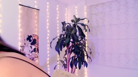 Snapshot of ulala_martina chatting on April 20, 2026, 12:35 am Martina online show from April 20, 2026, 12:35 am